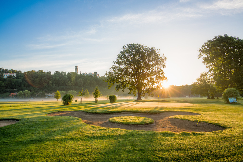 Tip na golf po české republice | Golfový klub Hlubová nad Vltavou | hluboká nad vltavou | luxusní golfový resort | best of | relax, byznys, zábava |